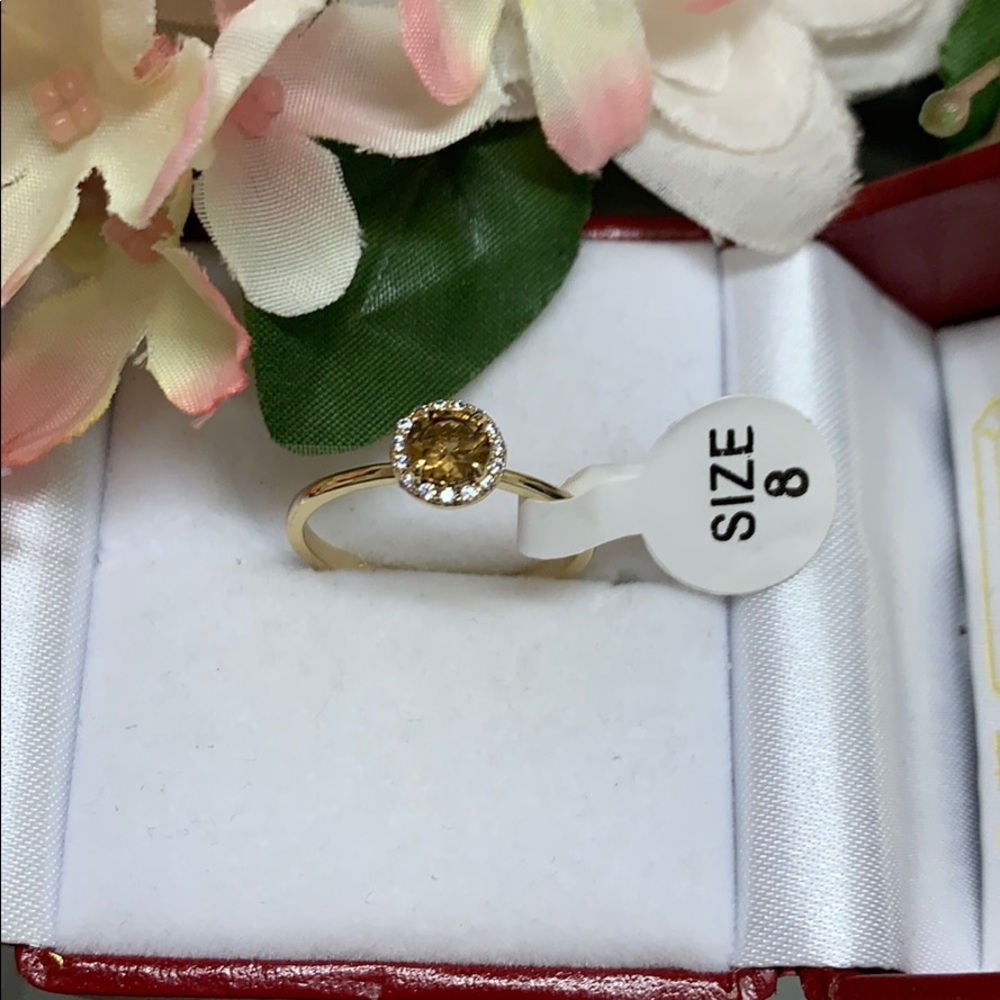 Brand new with tags size 8 ring